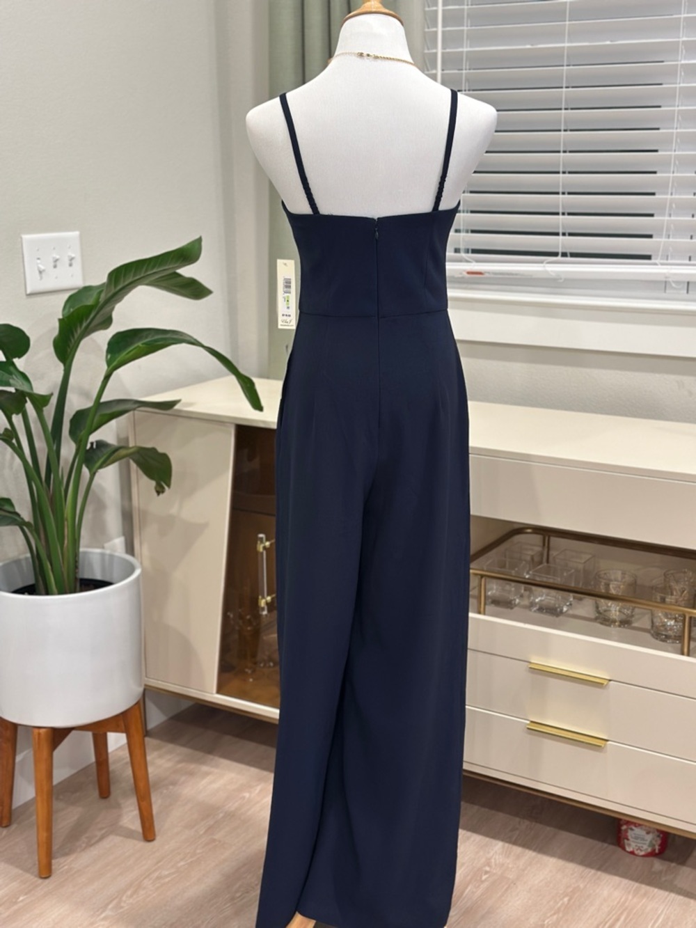 Eliza J Sweetheart Neck Pleated Wide Leg Crepe Jumpsuit - Picture 9 of 12